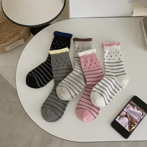 Japanischer Stil Rüschenbündchen gestreifte Pünktchen Wadenstrümpfe Baumwollsocken
