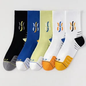 Herren Sportsocken Farbblock nahtlos Doppelgarn Baumwolle Laufen Basketball Socken