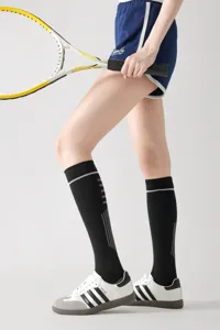 Calze sportive a compressione per polpaccio da donna, calzettoni traspiranti a righe.