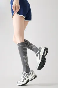 Calze a compressione traspiranti da donna per corsa fitness sport gambe snellenti abbigliamento.