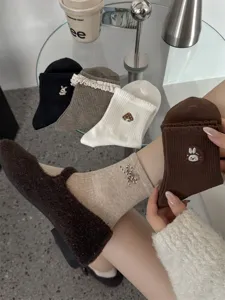 Sweet girl cotton mid-tube socks with cute embroidery lace details for daily cute wear