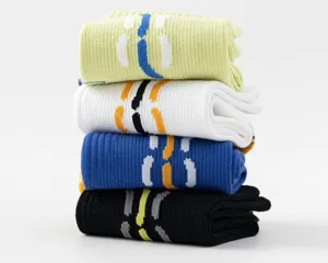 Herren Colorblock Sportsocken Mittelschaft Doppelgarn Baumwolle Laufen Socken Detail