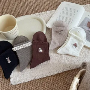 Sweet girl cotton socks Japanese vintage style embroidered mid tube socks cute ruffle