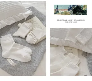 Chaussettes à volants blanches style coréen mi-hautes coton mignonnes tenues décontractées femmes
