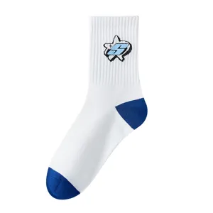 Atmungsaktive Herren Baumwoll Socken mittelhoch mit stilvollem Stern Logo Design Alltag.