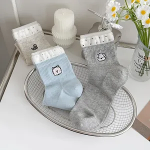 Cute mesh mid-tube socks for women, sweet college style breathable daily cotton casual socks.