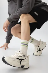 Men's two-stripe athletic crew socks, comfortable cotton sports socks for daily wear.