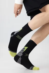 Calcetines deportivos de tubo medio color-block para hombres, cómodos de algodón para baloncesto.