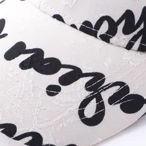 Cross-border autumn new baseball cap fashion graffiti letter sunshade hat wholesale.