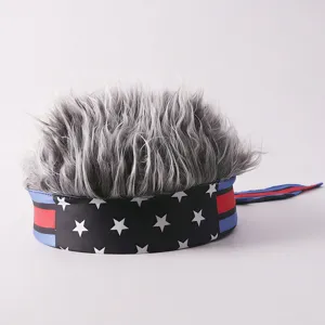 Vista detallada del sombrero de diadema de peluca novedoso con cabello gris y estrellas.