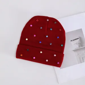 Gorro de punto cálido de invierno para mujer con pedrería colorida sombrero casual elegante
