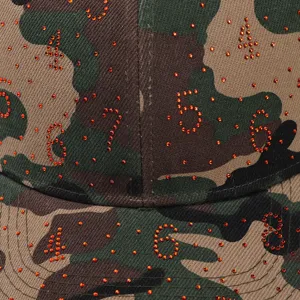Camouflage honkbalpet voor dames met strass steentjes cijfers detail stijlvolle pet.