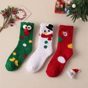 Coral fleece Christmas socks, thick warm winter fuzzy floor socks for women, cute cartoon mid-tube socks.