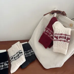 Vintage Christmas Elk Snowflake Knit Socks Warm Thicken Winter Wool Socks For Women Daily