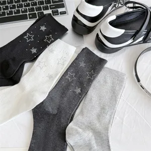 Damen Strass Stern Baumwolle Socken Set, vier klassische Farben für den täglichen Look.