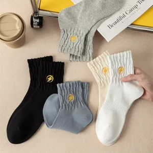 Men's mid-calf cotton socks with embroidered yellow lightning pattern casual sports set