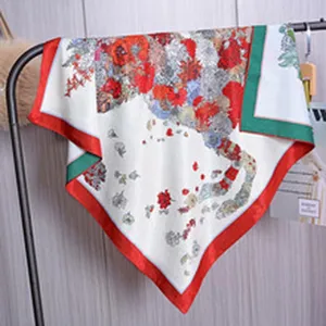 Foulard carré imprimé serpent floral de luxe, tissu twill, élégant châle touché soie pour femme.