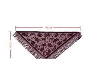 Sciarpa triangolare in velluto stile cinese con motivo floreale jacquard e dettagli.