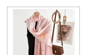 Rosa Seidenschal für Damen, eleganter blumiger langer Schal, hochwertiges Geschenk.