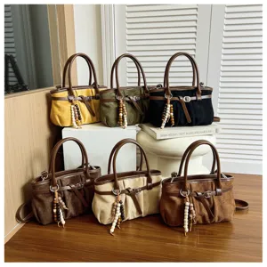 Borsa a tracolla da donna vintage casual, elegante shopper con nappa di perline e manico.