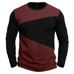 Dettaglio t-shirt uomo manica lunga color block mostra vestibilità slim bordeaux nero.