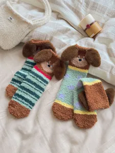 Calzini donna in pile di corallo spessorato con orecchie di cane simpatiche invernali.