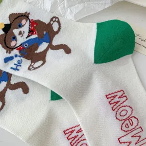 Cute cartoon cat graphic design cotton socks featuring green heel color block details.