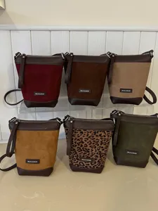 2026 autumn new niche design women leather crossbody bag simple casual fashion phone bag