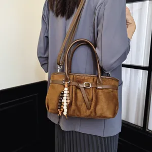 Borsa a spalla retrò in camoscio marrone da donna, grande capacità borsa a tracolla minimalista.