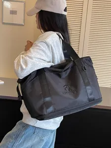 Women large capacity travel duffel bag, casual gym sports fitness shoulder bags.