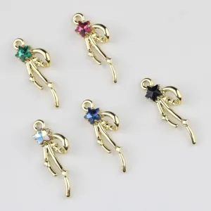 Ciondolo stella fiocco in zircone lega accessori per gioielli fai da te cinque.