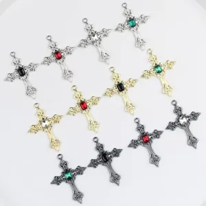 Ciondolo Croce Gotica in Lega di Zinco con Strass Vintage Accessori per la Creazione di Gioielli Fai-da-te per Collane Bracciali Orecchini