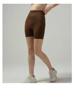 Naadloze yoga shorts met hoge taille voor dames, ideaal voor fitness, hardlopen en sport.
