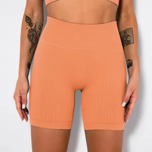 Bequeme nahtlose gerippte Damen Fitness Yoga Shorts mit hoher Taille und Push-Up Effekt