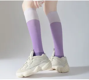 Chaussettes de sport de compression longues dégradées pour femmes, respirantes.