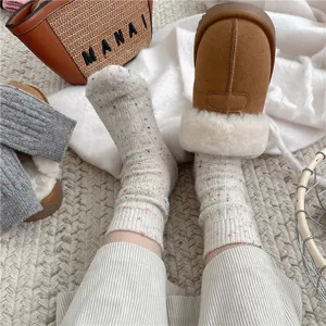 Cozy thick cable knit wool blend winter socks for women, soft warm casual crew socks.
