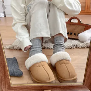 Thickened warm speckled wool cable knit mid-tube socks for women, cozy winter daily wear.