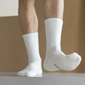 Men white athletic sports socks mid tube breathable cotton sweat absorbing running socks