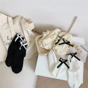 Geraffte 3D Schleife Damen Socken Herbst neue Mittelsocken ins Stil japanische JK Baumwolle