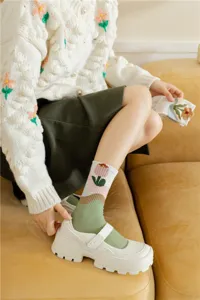 Japanese sweet cool floral women mid-tube cotton socks spring autumn cute trendy socks