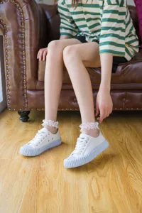 Women summer thin lace socks breathable mesh short boat socks casual sheer socks comfortable.