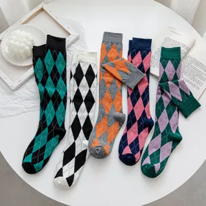 Chaussettes hautes argyle pour femmes style preppy bas longs en coton mode chaussettes