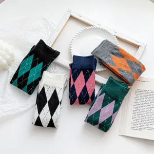 Chaussettes mi-mollet argile femme style college tricot chaussettes motif carreaux