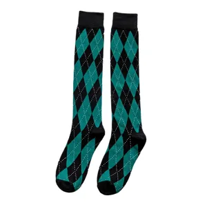 Chaussettes montantes à motif argyle noir et vert pour femmes, style preppy en coton.