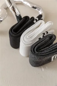 Gestreifte Crew-Socken Schwarz Weiß Grau Freizeit Sportbekleidung Komfort Baumwolle