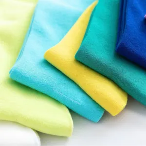 Bunte Baumwolle Wadenstrümpfe Bonbonfarbe gestapelte Röhrensocken einfarbig Hauptansicht