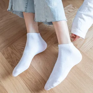 Comfortable white short boat socks for daily wear, simple athletic style casual socks
