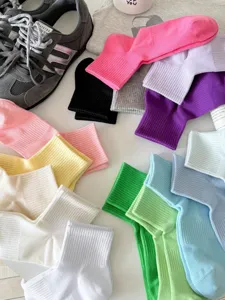 Bunte Netz atmungsaktive kurze Socken für Damen, Frühlings- und Sommerdünne Baumwoll-Ankelsocken.