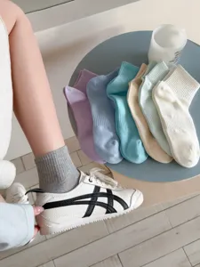 Bequeme atmungsaktive Mesh-Kurzsocken für Damen, Frühlings- und Sommer-Freizeitsocken.