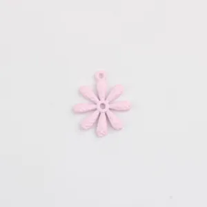 Roze geëmailleerde margriet metalen bedel hanger accessoires voor DIY ketting sieraden maken